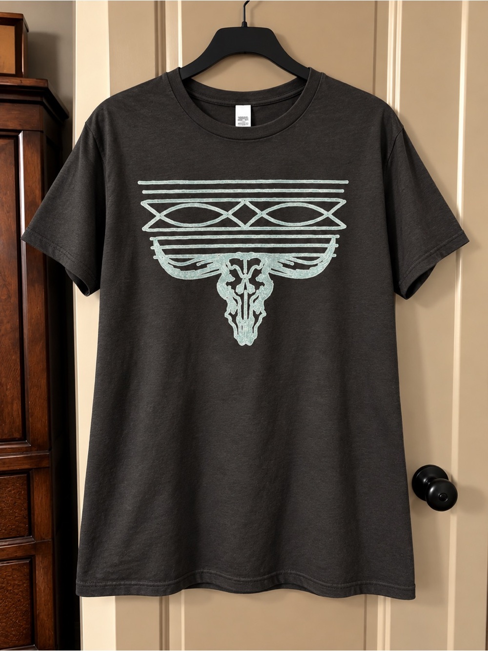 2 Women turquoise/ Black and black and gray Graphic T-Shirt